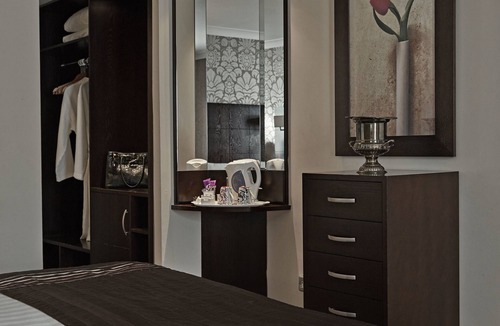 Dunstable Hotel | Old Palace Lodge Hotel