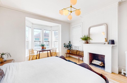 East Bayside Apartment | Old Port Place
