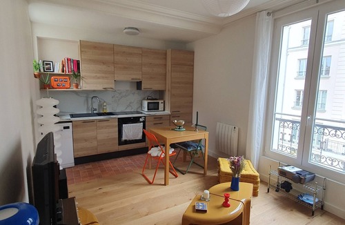 Puteaux Apartment | Old Puteaux, cosy near La Défense