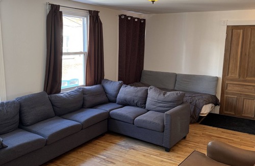 Saint-Jean-Baptiste Apartment | Old Quebec, restaurants, theater, within walking distance