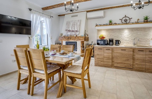 Smrika House | Old Queen by Interhome