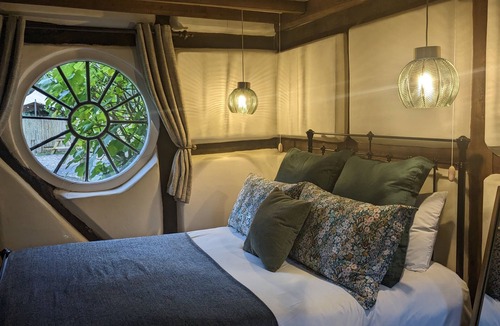 Putley Hotel | Old Rectory House, Redditch