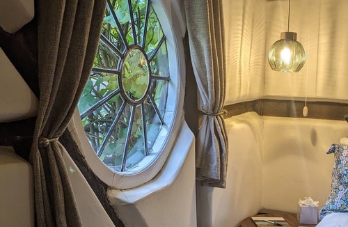 Putley Hotel | Old Rectory House, Redditch