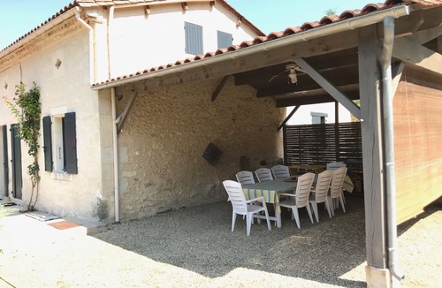 Saint-Aulaye-Puymangou House | Old renovated farm