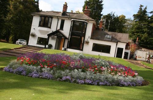 Cleedownton Hotel | Old Rose and Crown Hotel Birmingham