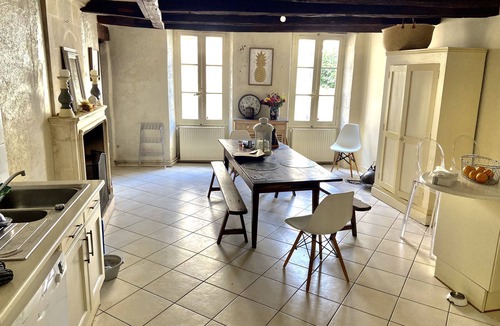 Centre Ville House | Old Rose