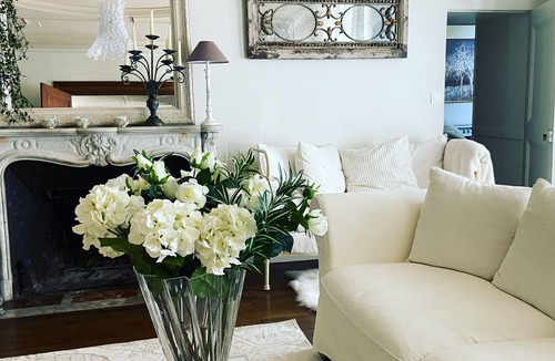 Centre Ville House | Old Rose