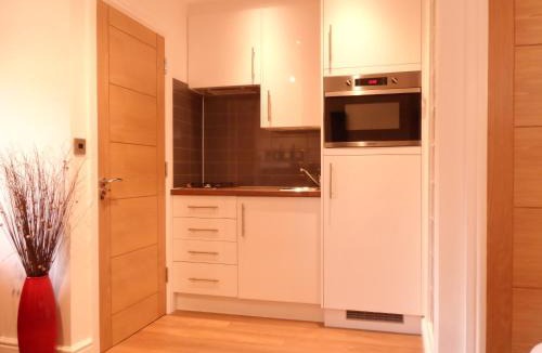 Newmarket Apartment | Old School House Studio