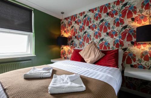 Hackney Central Hotel | Old Ship Inn Hackney