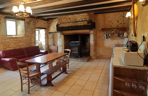 Villamblard Cottage | Old Stone Cottages in Peaceful, Rural Setting