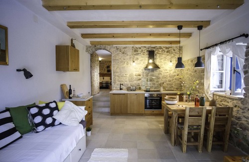Velim Villa | Old Stone House With Swimming Pool
