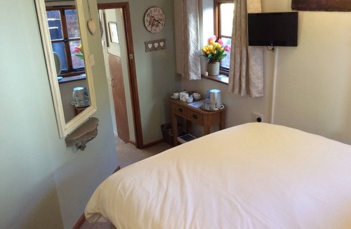 Upton upon Severn House | Old Street B&B