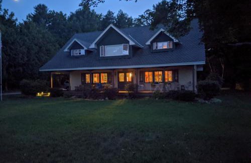 Leland House | Old Swiss Inn
