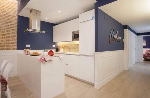 Gothic Quarter Apartment | Old Town building with rooftop terrace and pool! Unbeatable Location!