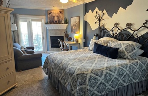 Colorado Springs Bed & Breakfast | Old Town GuestHouse B&B