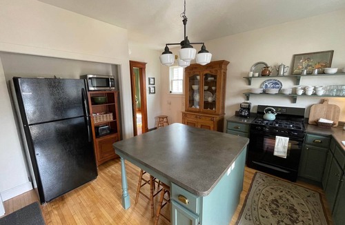 Sioux Center House | Old Town Inn