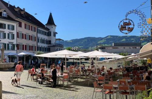Rapperswil Apartment | Old Town Loft & Central Location in Rapperswil