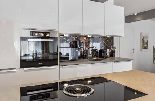 Center Apartment | Old Town Penthouse Maisonette Private Rooftop