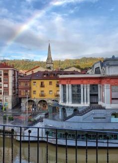 Bilbao la Vieja Apartment | Old Town & River (Casco Viejo Bilbao) E-BI 1138