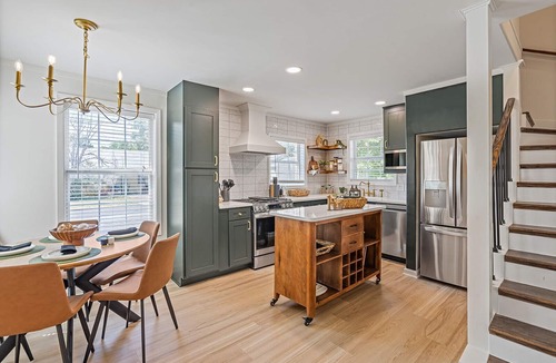Georgetown House | Old Town Stone Cottage, Walk to Square & Southwestern, Family-Friendly, EV Ready
