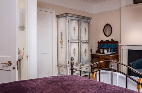 Kenton Bed & Breakfast | Old Vicarage