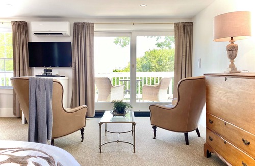 Ogunquit Hotel | Old Village Inn