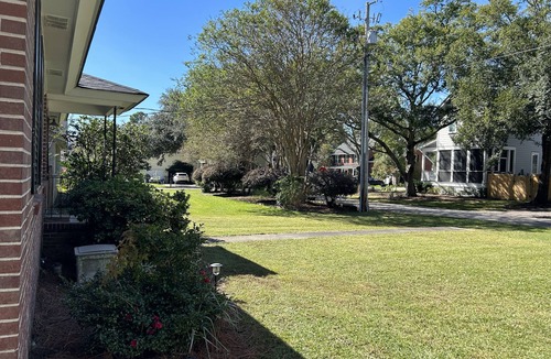 Old Village House | Old Village Mt. Pleasant/Alhambra Hall/Ocean Walk!