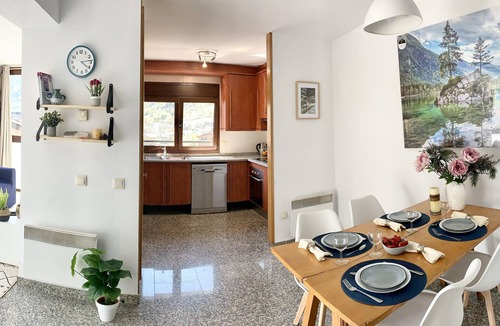 Encamp Apartment | Old Village - Spacious 2 BR close to all services, quiet with breathtaking views