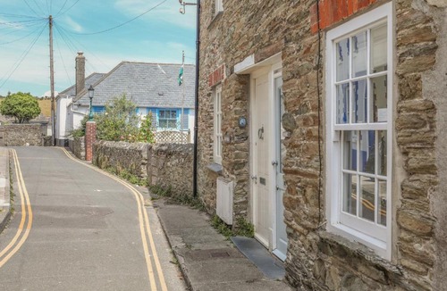 Salcombe House | Old Walls