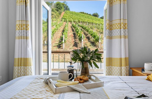 Teignmouth Cabin | Old Walls Vineyard