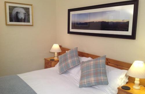 Patterdale Bed & Breakfast | Old Water View