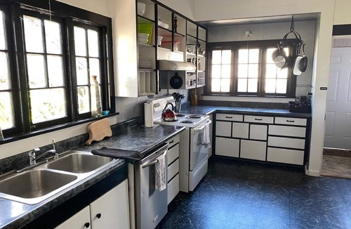 Crescent City House | Old World charm at the beach!