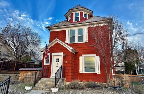 Lewiston House | Old World Charm w/River Views