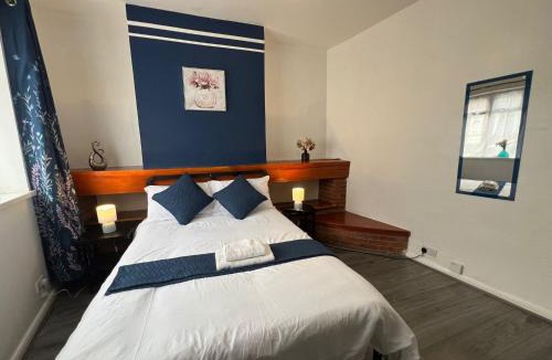 Oldbury House | Oldbury House - Bespoke for Contractors