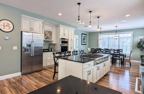 Gilford House | Olde English Luxury!