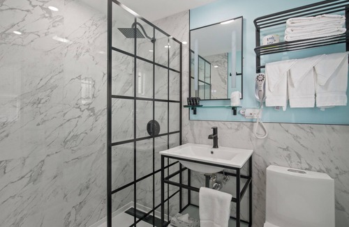 Orleans Hotel | Olde Tavern Motel And Inn