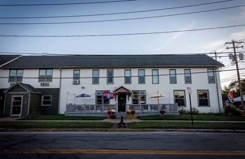 Hamburg Apartment | Olde Time Game Room at The West End Inn