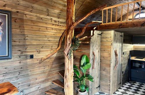 Gloucester Other | Oldwell Cabins