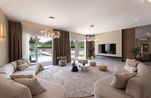 Bristivica Villa | Olea Mansion Excelsior - Tennis, ATV, Sauna, Jacuzzi, Gym