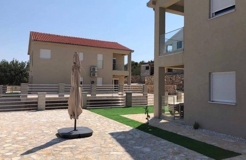 Veliki Drvenik Apartment | Olea Resort, 50m2, Teilweise Meerblick