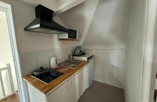 Poissy Bed & Breakfast | Oliasi Poissy
