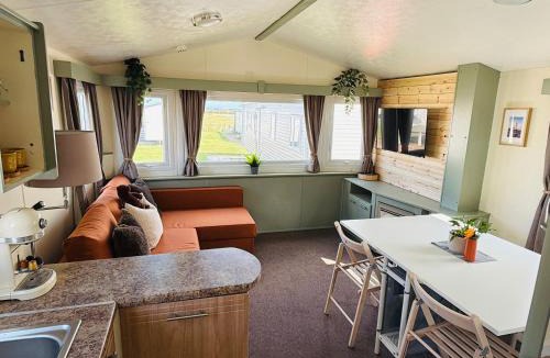 Whitley Bay Resort | 'Olive' by the Sea