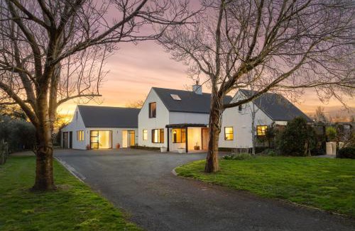 Dyerville House | Olive Grove Estate