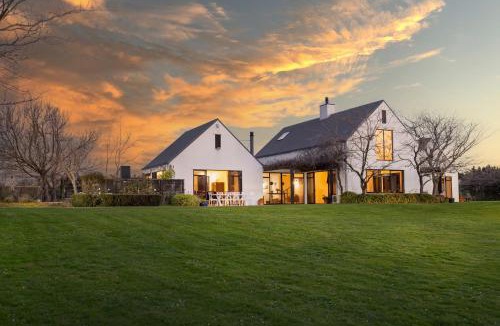 Dyerville House | Olive Grove Estate