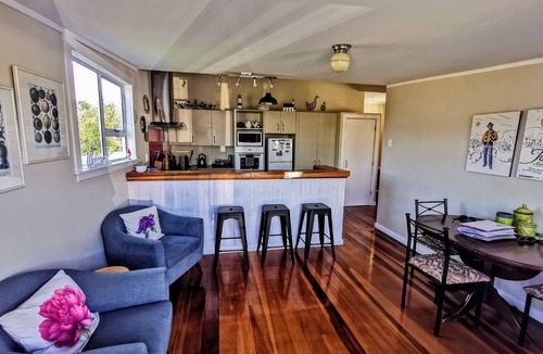Martinborough Cottage | Olive Tree Cottage, Martinborough