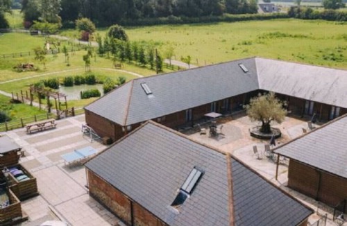 Selsted Cottage | Olive Tree Cottage, Hoad Farm