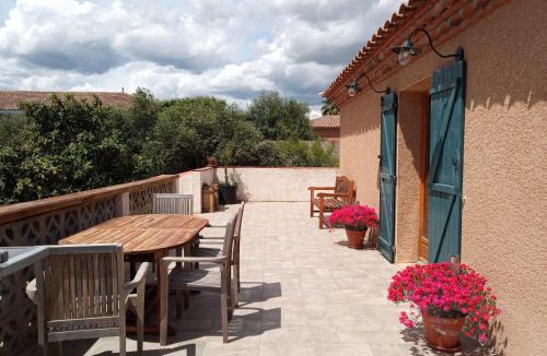 Puissalicon House | Olive View