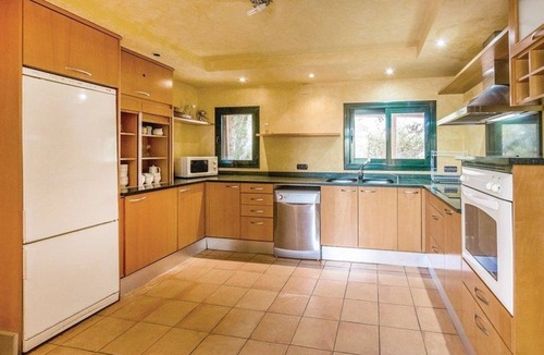 Capmany Villa | Oliver Conti (House, Capmany)