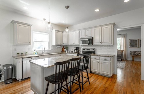 North Chattanooga House | Oliver`s Landing - Walk Right in North Shore!