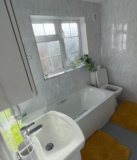 Great Baddow House | Olivia's Cosy Cottage